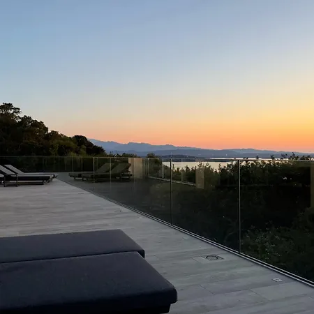 Vacation Near Vecchio Vakantiehuis Porto-Vecchio (Corsica)