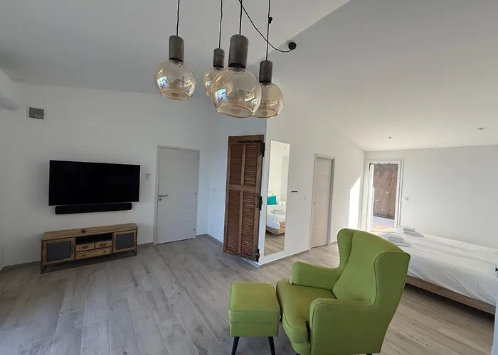 Vacation Near Vecchio Vakantiehuis *